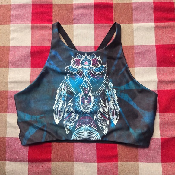 Onzie Other - Onzie Feather Festival Yoga Top High Neck Graphic Sports Bra Size S/M